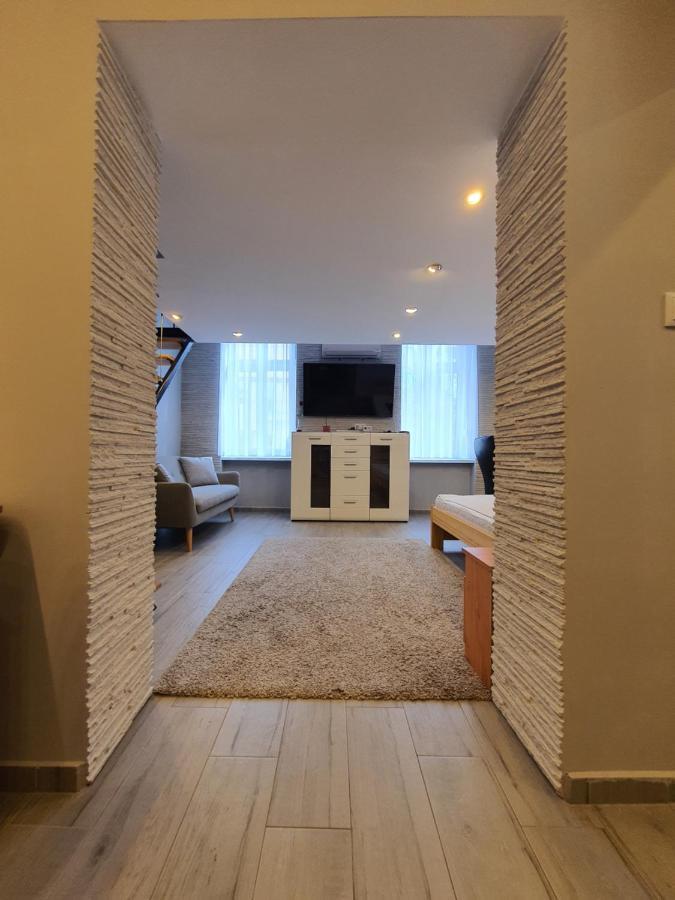 Belvarosi Exkluziv Loft Debrecen Eksteriør bilde